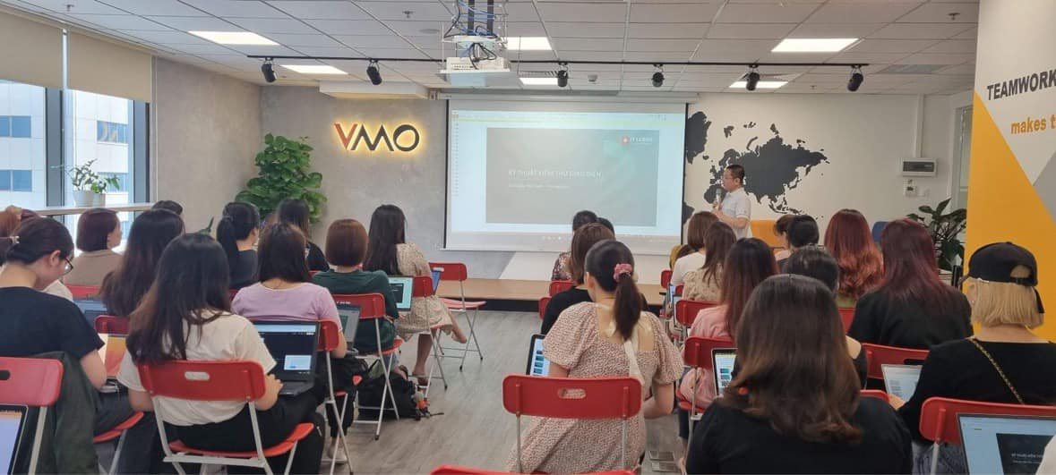 Buổi training Software Testing của IT LEARN cho đội ngũ Tester tại doanh nghiệp VMO